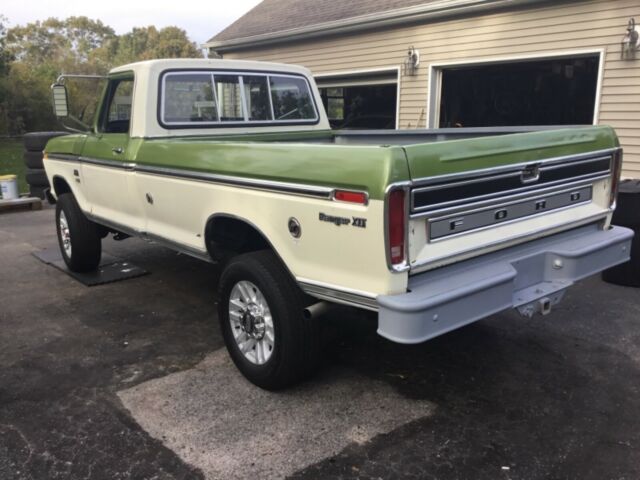 Ford F-250 1976 image number 7