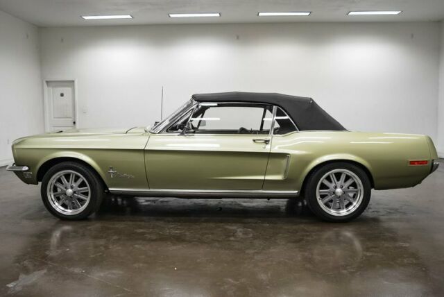 Ford Mustang 1968 image number 28