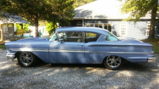 Chevrolet Bel Air/150/210 1958 image number 18