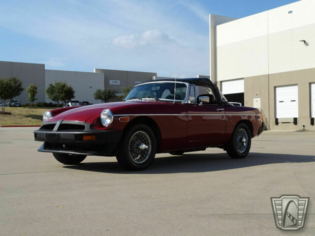 MG MGB 1977 image number 19