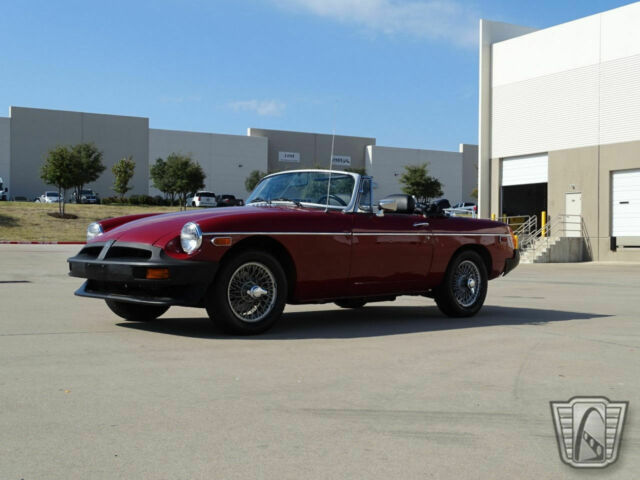 MG MGB 1977 image number 21