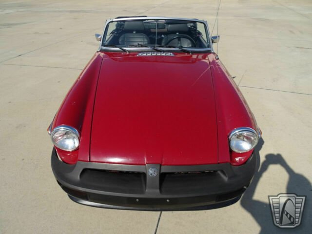 MG MGB 1977 image number 29