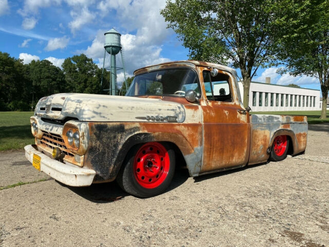 Ford F-100 1960 image number 1