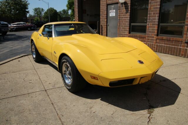 Chevrolet Corvette 1973 image number 31