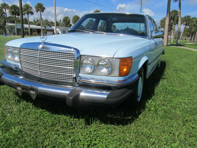 Mercedes-Benz S-Class 1973 image number 1