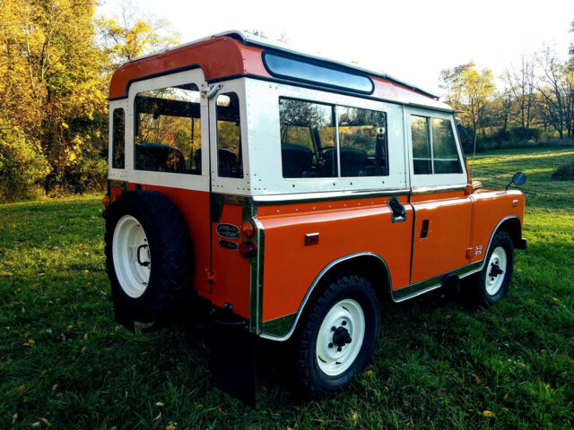 Land Rover Series III SWB 88 1973 image number 3