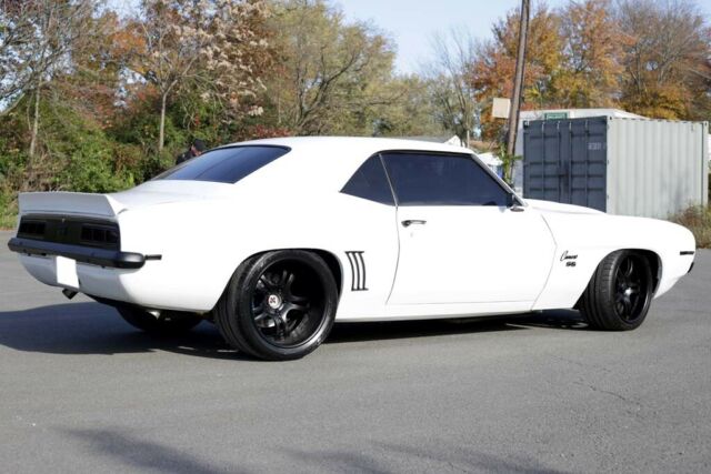 Chevrolet Camaro 1969 image number 2