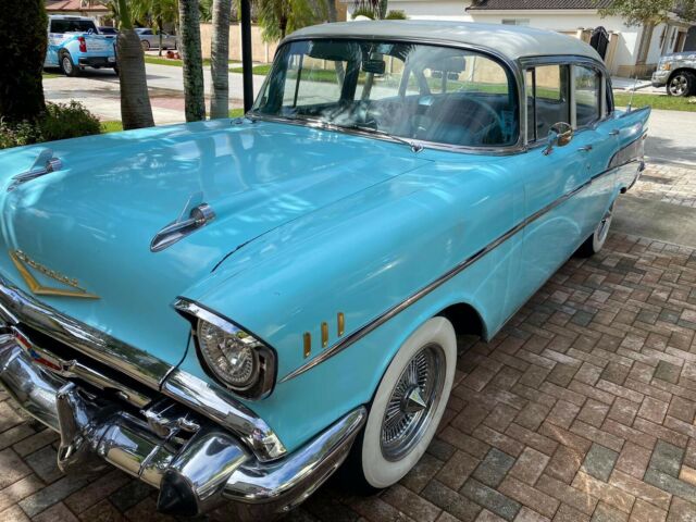 Chevrolet Bel Air/150/210 1957 image number 1