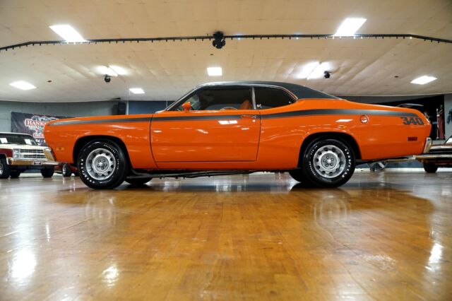 Plymouth Duster 1971 image number 9