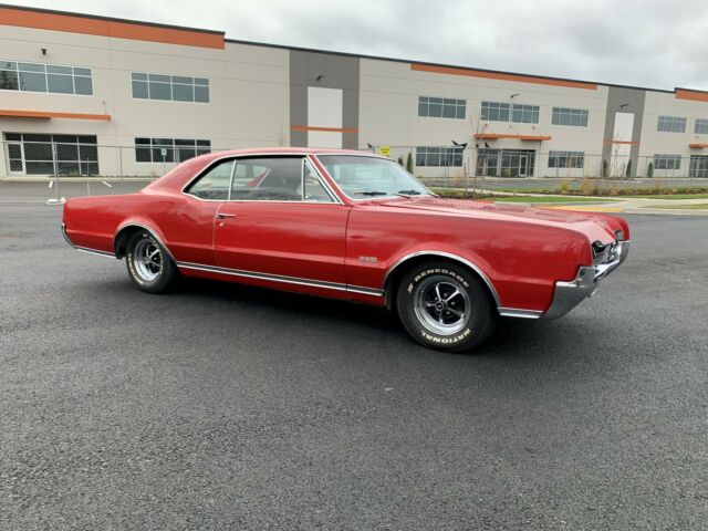 Oldsmobile 442 1967 image number 1