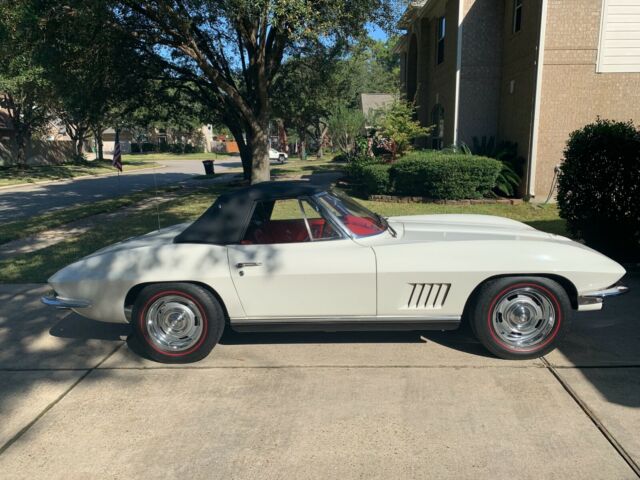 Chevrolet Corvette 1967 image number 1