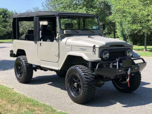 Toyota FJ43 1971 image number 1