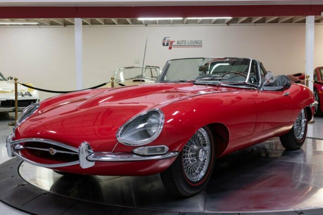 Jaguar E-Type 1963 image number 0