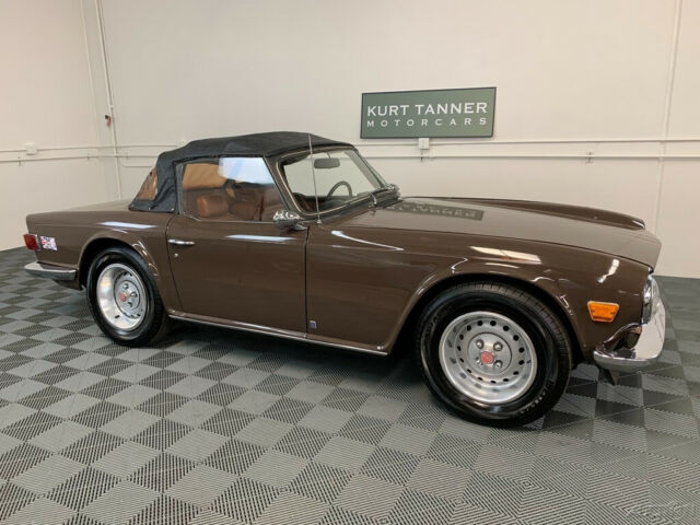 Triumph TR-6 1973 image number 10