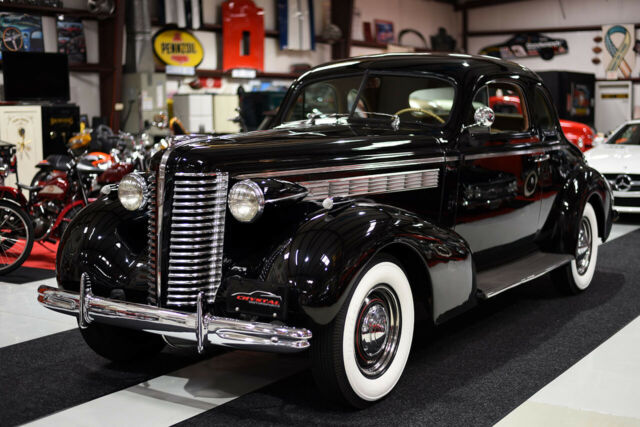 Buick Special 1938 image number 1