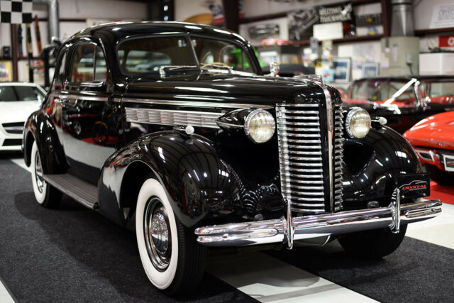 Buick Special 1938 image number 3