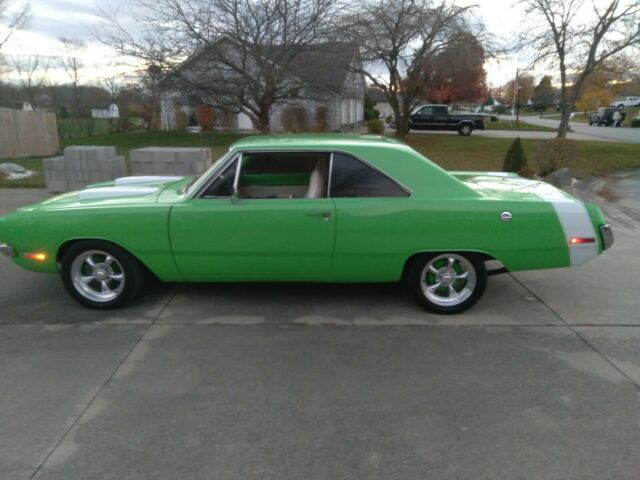 Dodge Dart 1971 image number 27