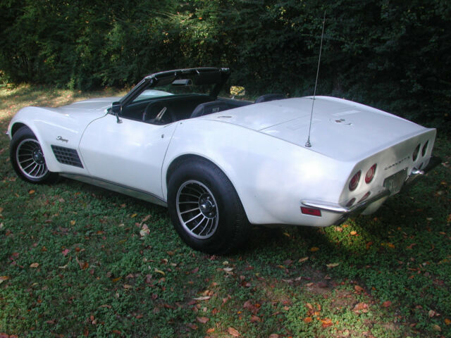 Chevrolet Corvette 1972 image number 2