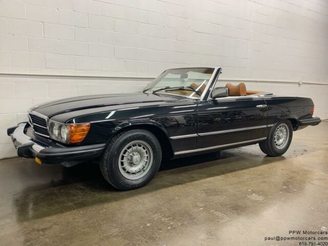 Mercedes-Benz SL-Class 1978 image number 1