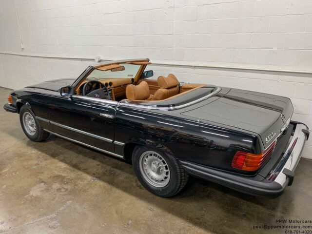 Mercedes-Benz SL-Class 1978 image number 17