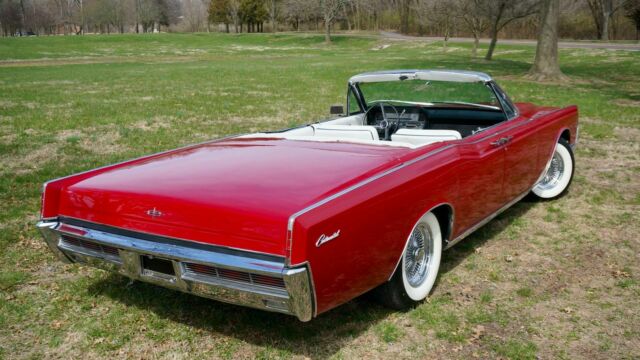 Lincoln Continental 1966 image number 20