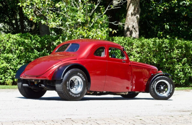 Ford Coupe Deluxe 1940 image number 28