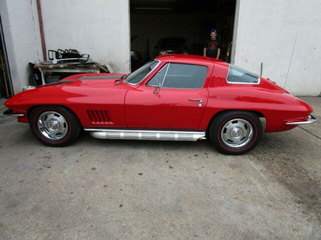 Chevrolet Corvette 1967 image number 1