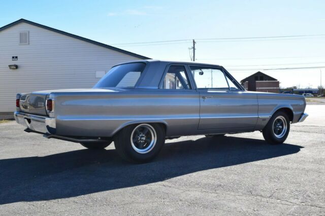 Plymouth Belvedere 1966 image number 2