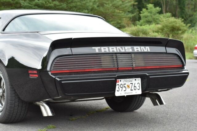 Pontiac Firebird 1979 image number 4