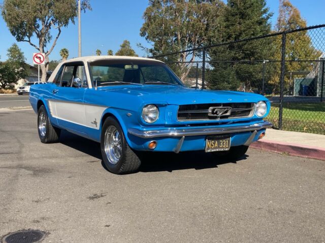 Ford Mustang 1965 image number 28