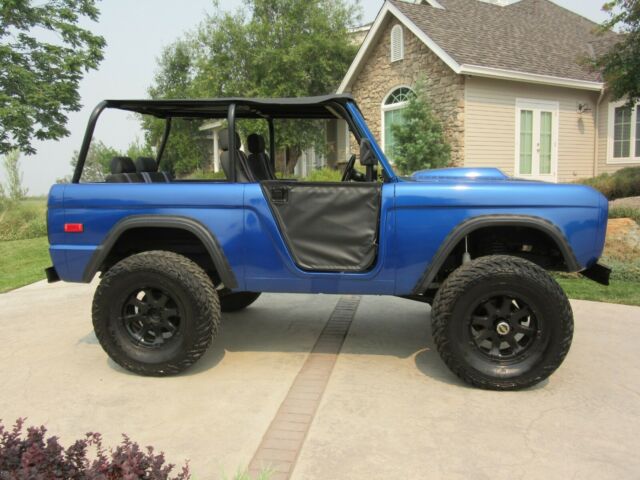 Ford Bronco 1973 image number 28