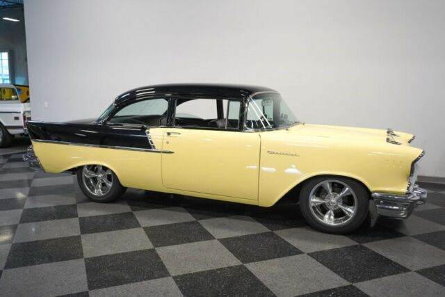 Chevrolet Bel Air/150/210 1957 image number 16