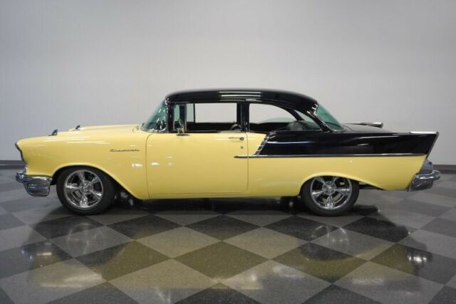 Chevrolet Bel Air/150/210 1957 image number 31