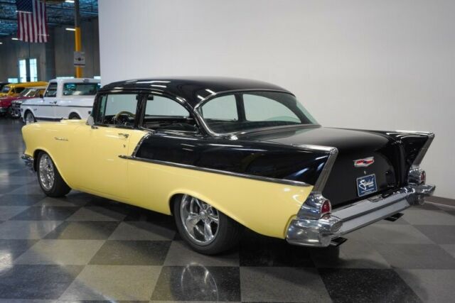 Chevrolet Bel Air/150/210 1957 image number 33