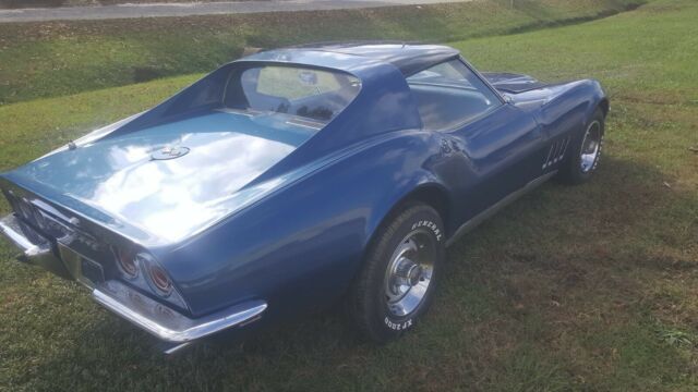 Chevrolet Corvette 1968 image number 20