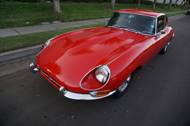 Jaguar E-Type 4.2L 6 cyl 2+2 5 spd manual Coupe 1968 image number 28