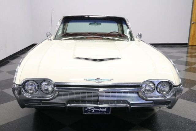 Ford Thunderbird 1961 image number 19