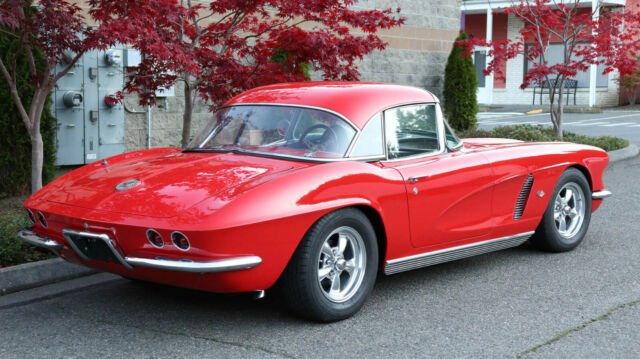 Chevrolet Corvette 1962 image number 25