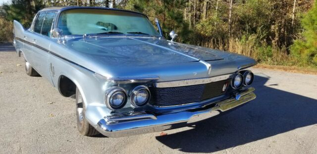 Chrysler Imperial 1961 image number 5