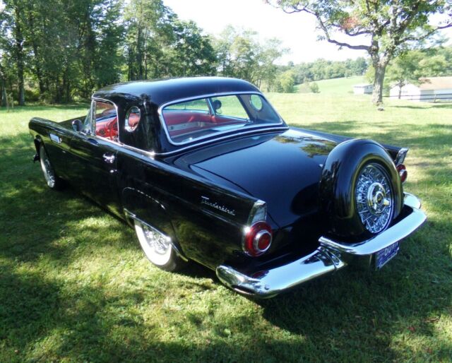 Ford Thunderbird 1956 image number 31