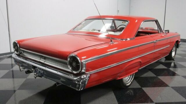 Ford Galaxie 1963 image number 37