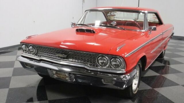 Ford Galaxie 1963 image number 44