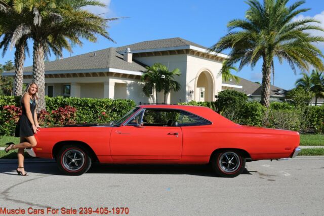 Plymouth Road Runner 1969 image number 9