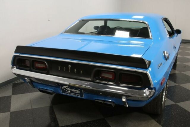 Dodge Challenger 1972 image number 12