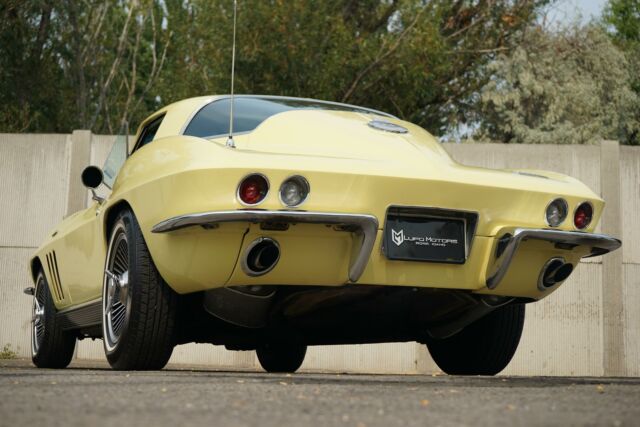 Chevrolet Corvette 1966 image number 20