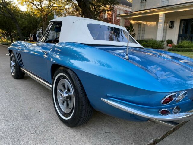 Chevrolet Corvette 1965 image number 2