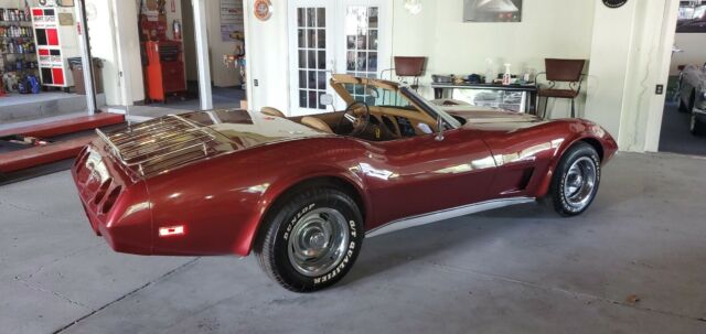 Chevrolet Corvette 1974 image number 21