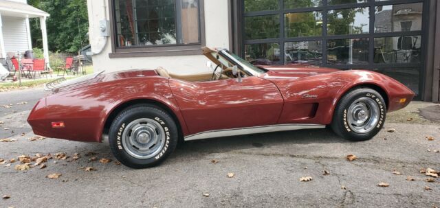 Chevrolet Corvette 1974 image number 32