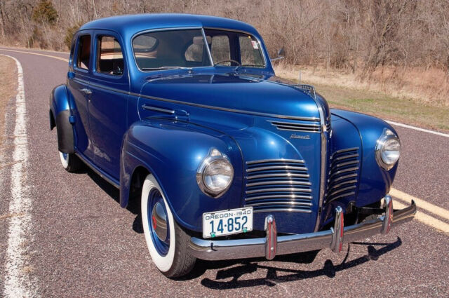 Plymouth Deluxe 1940 image number 0