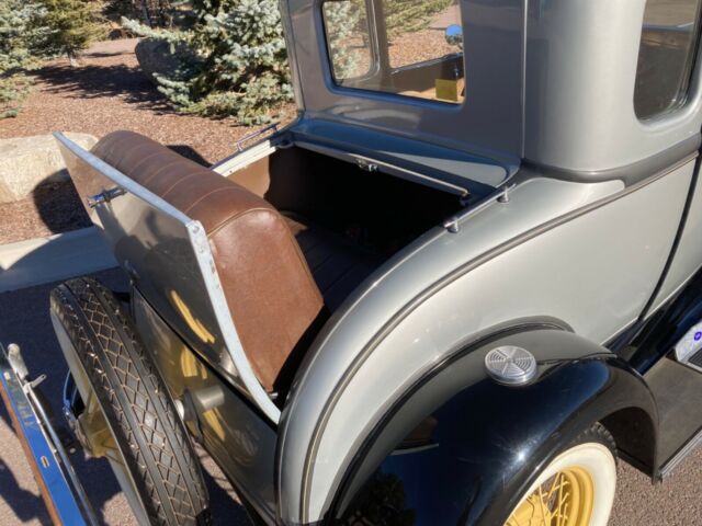 Ford Model A 1930 image number 2